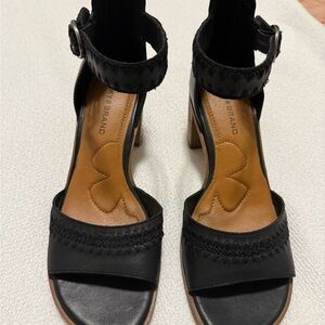Lucky Brand Black and Tan Women's Sandals
